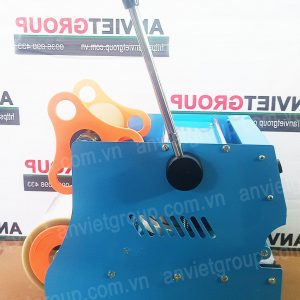 Máy dán ép, dập đậy nắp miệng ly cốc khổng lồ 1000ml ( 1 lít ) Eton W2B An Việt 2 Máy đóng đậy ép dập nắp miệng ly cốc khổng lồ Eton W2B An Việt