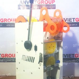 Máy dán ép, dập đậy nắp miệng ly cốc hộp bán tự động (tự cuộn màng) Eton B9 4 Máy dán ép dập đậy nắp miệng ly cốc bán bán tự động cuộn màng Eton B9